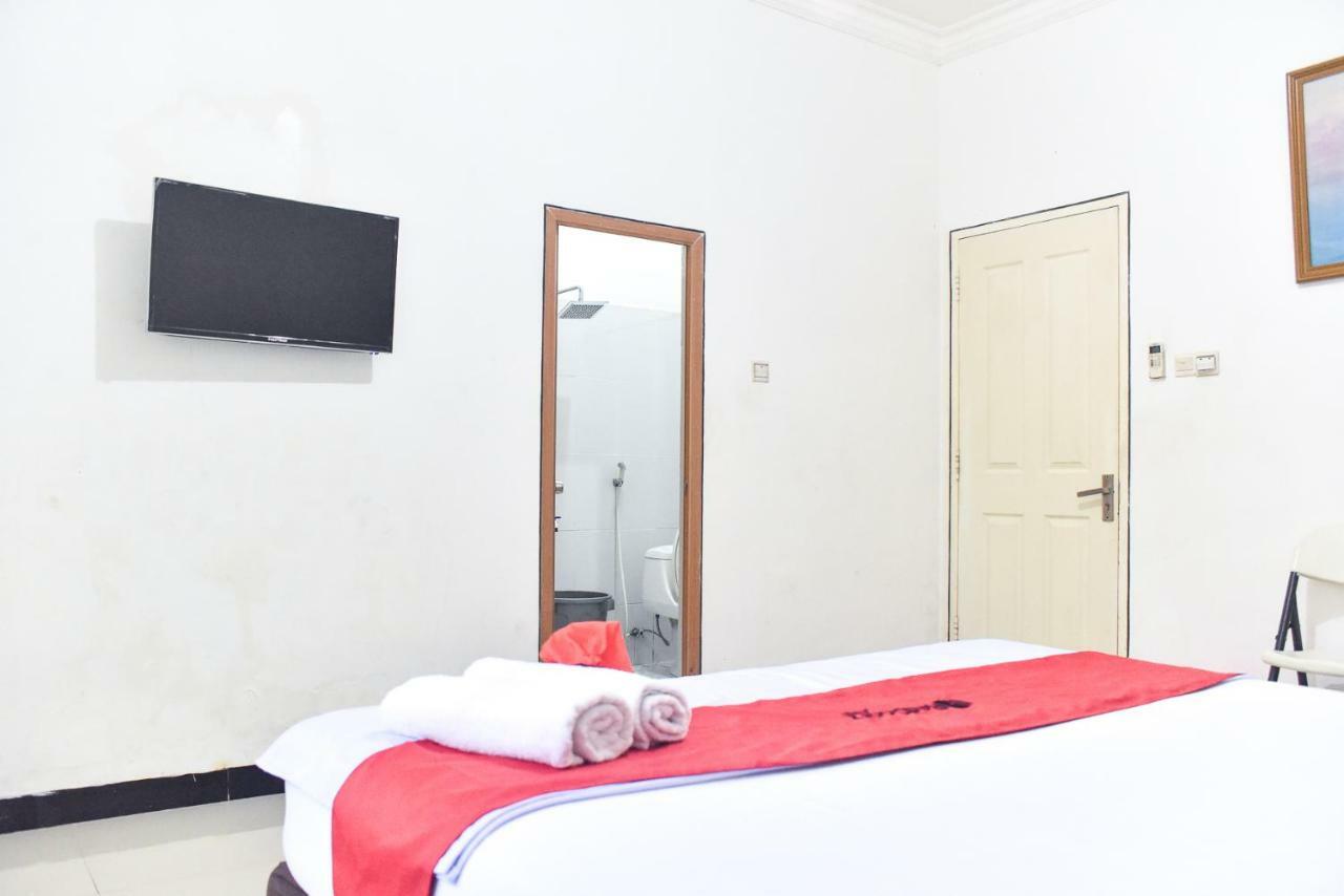 เรดดอร์ซ เนียร์ สุลต่านฮาซานุดดินแอร์พอร์ต 2 Hotel มากาซาร์ ภายนอก รูปภาพ